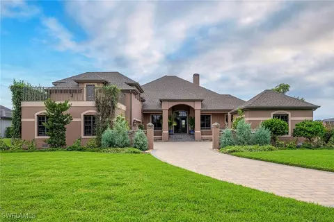 16231 Shenandoah Cir, Fort Myers, FL 33908