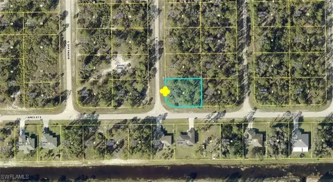 853 Worth Ave S, Lehigh Acres, FL 33974