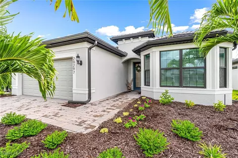 20297 Napa Loop, Estero, FL 33928 photo 4