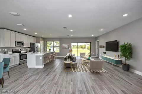 4116 NW 22nd Ter, Cape Coral, FL 33993