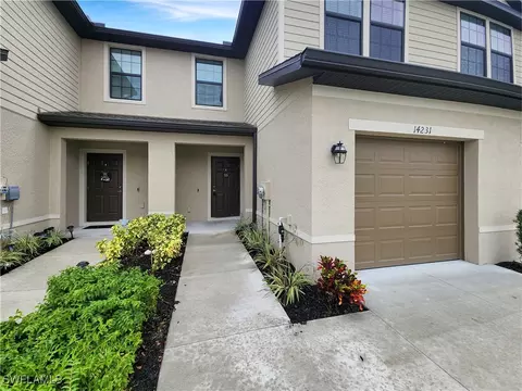 14231 Oviedo Pl, Fort Myers, FL 33905