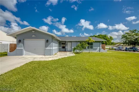 15759 Coral Vine Ln, Fort Myers, FL 33905