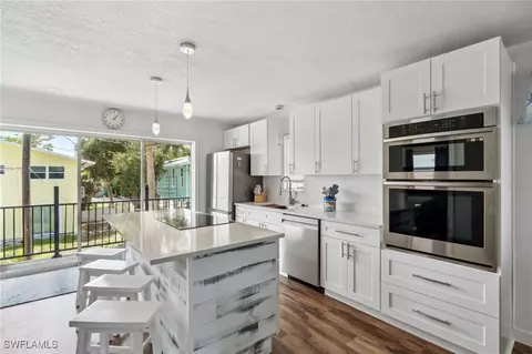 108 Voorhis St, Fort Myers Beach, FL 33931