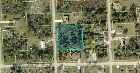 1004 Lake Ave, Lehigh Acres, FL 33972