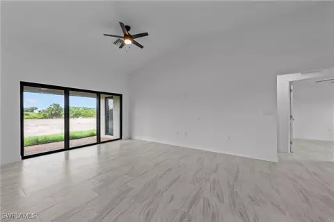 7655 16th Pl, Labelle, FL 33935 photo 10