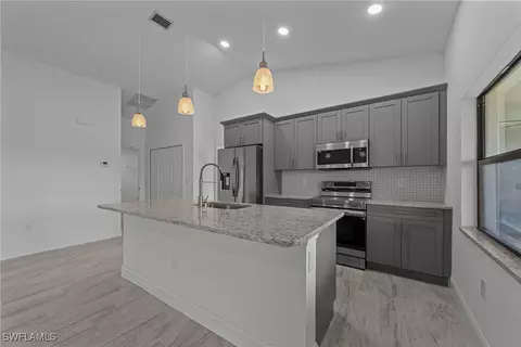 7655 16th Pl, Labelle, FL 33935 photo 7