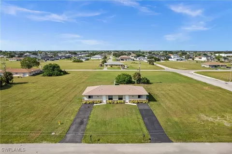 14011403 NE 8th St, Cape Coral, FL 33909