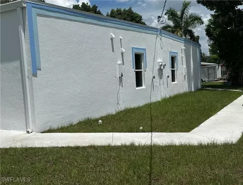 44654467 Greenwood Ave, Fort Myers, FL 33905