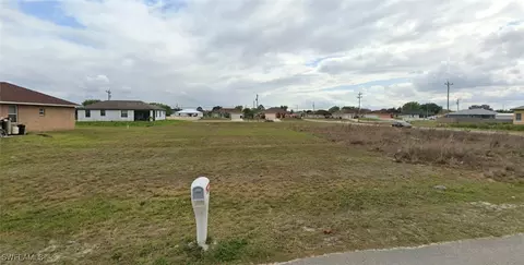3913 13th St W, Lehigh Acres, FL 33971