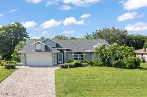 9739 Spring Ridge Cir, Estero, FL 33928