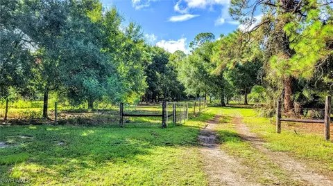 450 Wildwood Ave, Clewiston, FL 33440