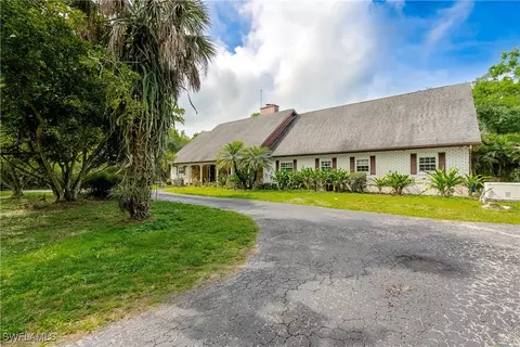 42004100 Williamson Rd, Fort Myers, FL 33905
