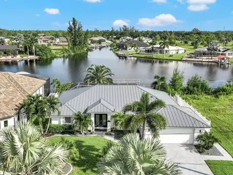 3245 NW 21st Ter, Cape Coral, FL 33993