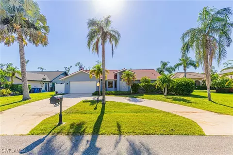 14905 American Eagle Ct, Fort Myers, FL 33912