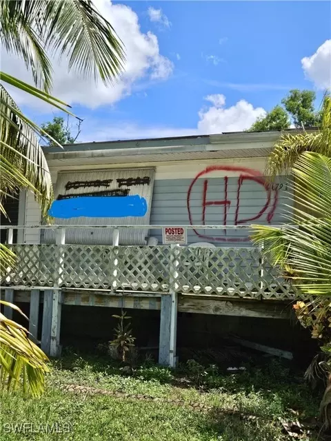 16791 Juanita Ave, Fort Myers, FL 33908