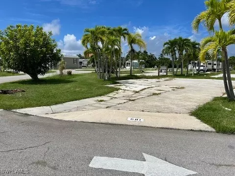 19681 Summerlin Rd U-681, Fort Myers, FL 33908