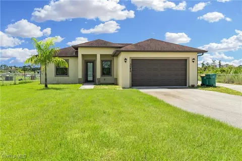 3752 54th Ave NE, Naples, FL 34120