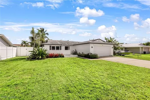 856 Creighton Dr, Fort Myers, FL 33919