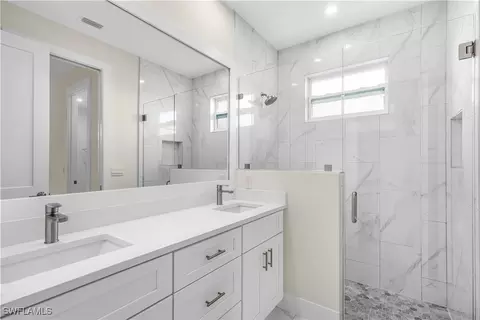 7026 Berwick Cir, Labelle, FL 33935 photo 28