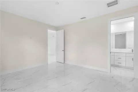7026 Berwick Cir, Labelle, FL 33935 photo 25
