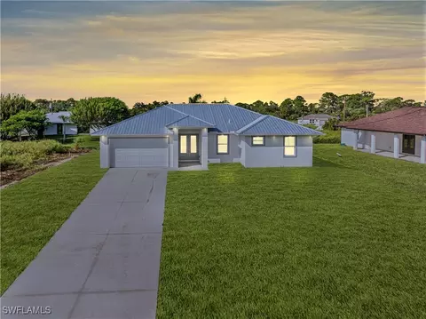 7026 Berwick Cir, Labelle, FL 33935