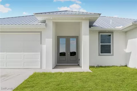 7026 Berwick Cir, Labelle, FL 33935 photo 5