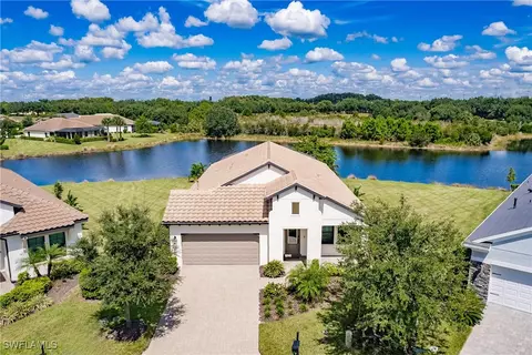2998 Amblewind Dr, Fort Myers, FL 33905