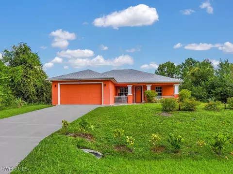2522 41st St W, Lehigh Acres, FL 33971