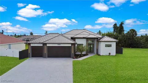 2008 SW 3rd St, Cape Coral, FL 33991