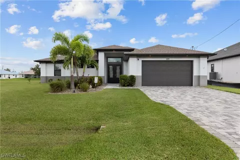 1819 SW 13th Ln, Cape Coral, FL 33991