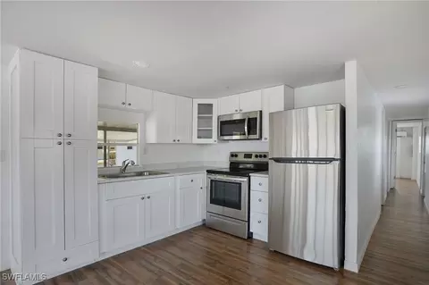 5558 Palm Beach Blvd #214, Fort Myers, FL 33905