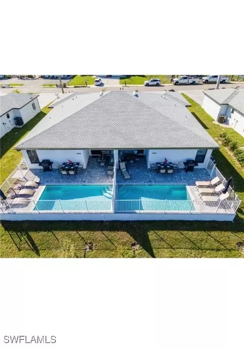 317-319 SW 47th Ter, Cape Coral, FL 33914