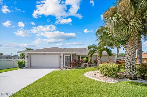 736 Sesame Ct, Cape Coral, FL 33904