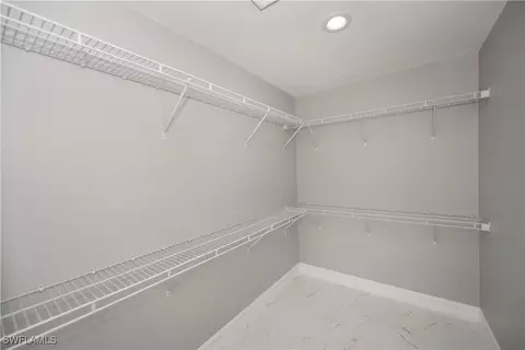 9028 N Largo Ct, Labelle, FL 33935 photo 10