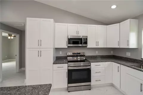 9028 N Largo Ct, Labelle, FL 33935 photo 22