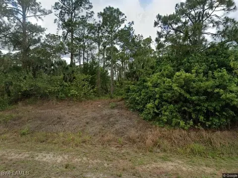 811 Abbott Ave, Lehigh Acres, FL 33972