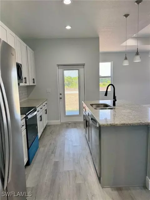 2001 Jeronimo Rd, Labelle, FL 33935 photo 9