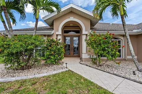 2829 NW 2nd St, Cape Coral, FL 33993