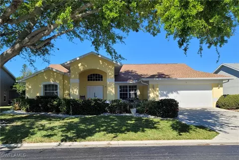 14960 Lake Olive Dr, Fort Myers, FL 33919