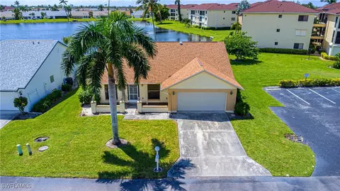 11350 Caravel Cir, Fort Myers, FL 33908