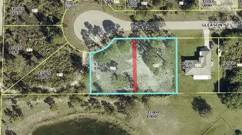 908 Gleason St, Lehigh Acres, FL 33974