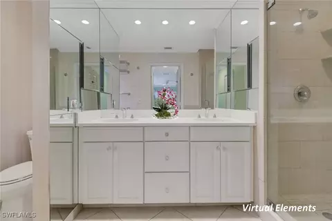 Bath - 2221 Royal Ln, Naples, FL 34112 photo 2 of 3