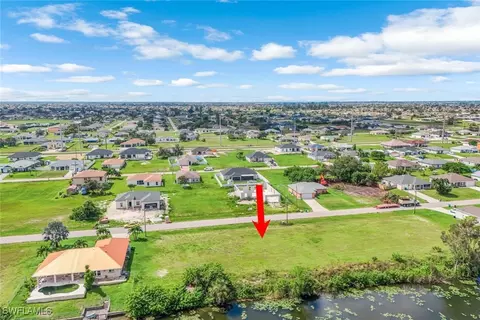 131 NE 25th St, Cape Coral, FL 33909