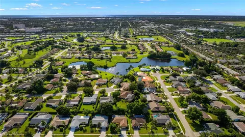 230 Dent Dr, Naples, FL 34112 photo 38