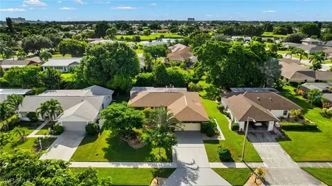 230 Dent Dr, Naples, FL 34112 photo 28