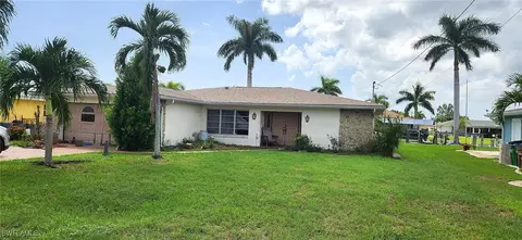 5354 Colonade Ct, Cape Coral, FL 33904