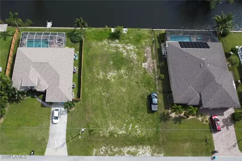 2302 SW 22nd Ter, Cape Coral, FL 33991