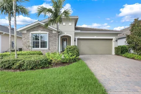 20040 Tavernier Dr, Estero, FL 33928 photo 2