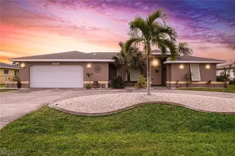 3908 SE 12th Pl, Cape Coral, FL 33904