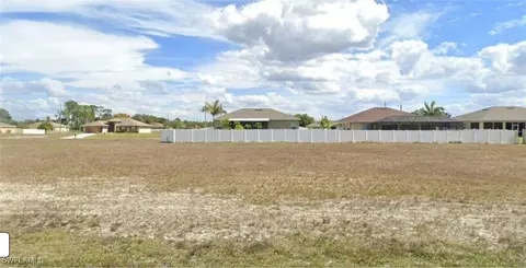3211 NE 13th Ct, Cape Coral, FL 33909